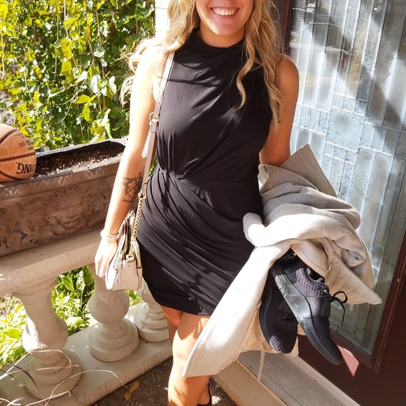 Little Black Dress - Picture 1 of 3